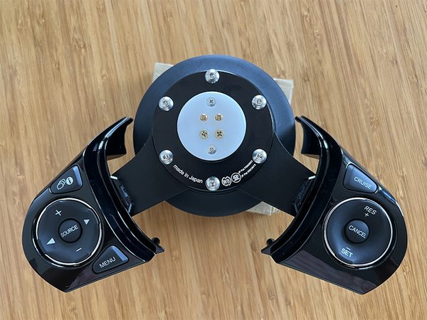 FK2×ラフィックス2の壁「ステアリングスイッチ問題」を自作プレートで突破